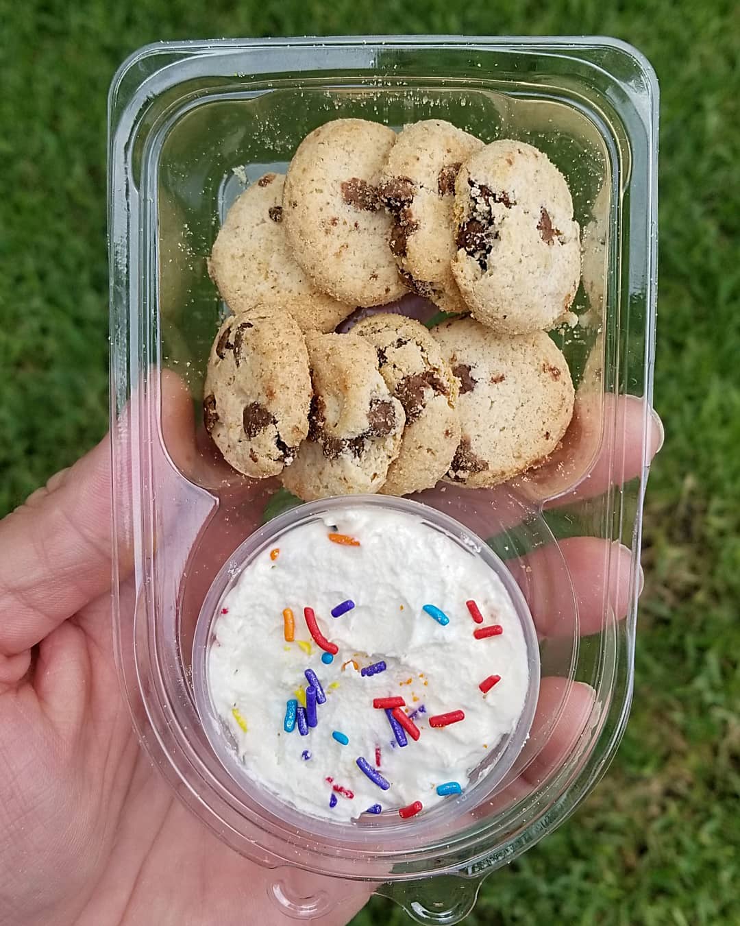 Fit Finds - 10.12.18 Dunkaroos - Fit Finds - 10.12.18